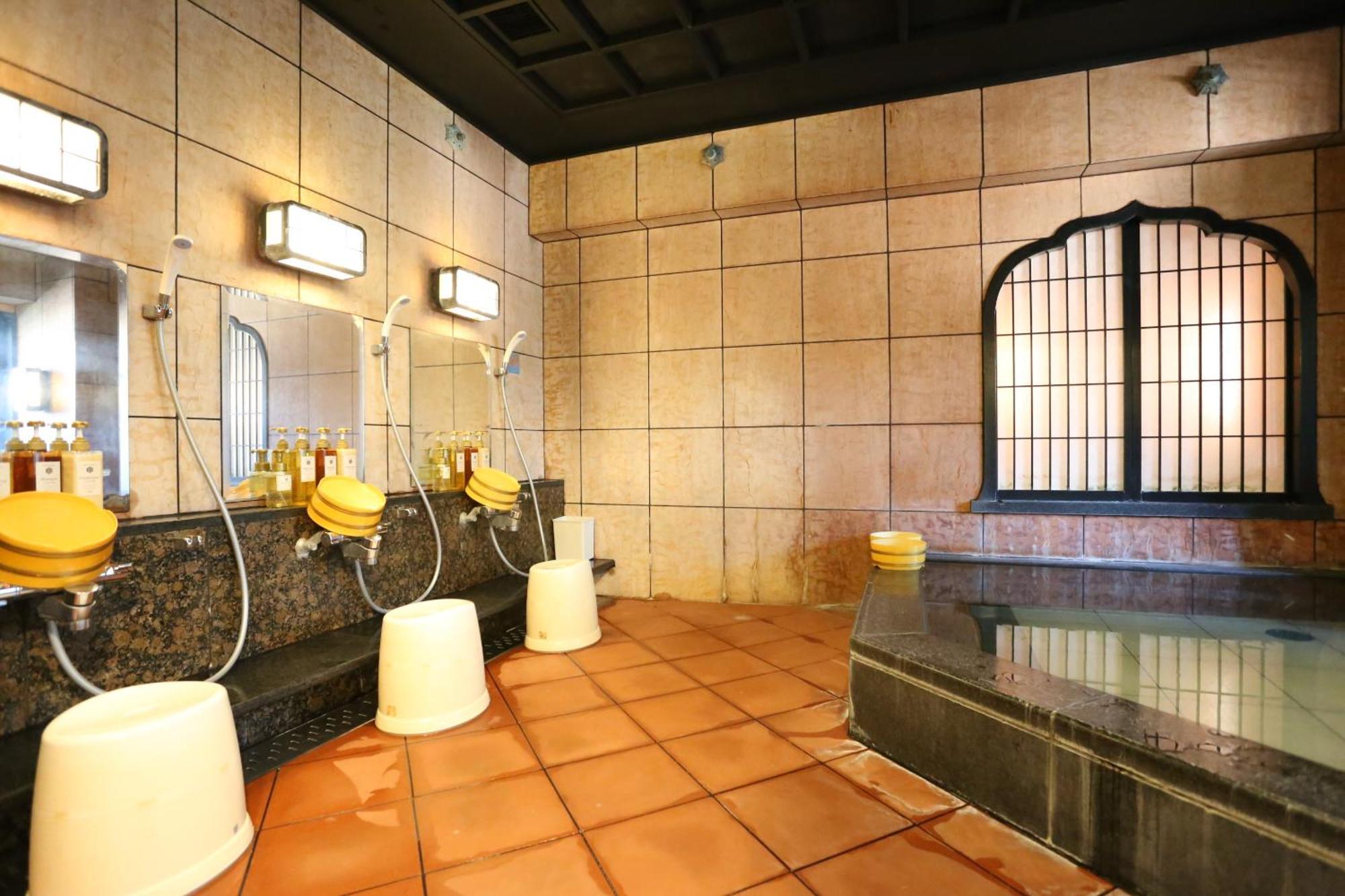 Hotel Castle Inn סוזוקה מראה חיצוני תמונה