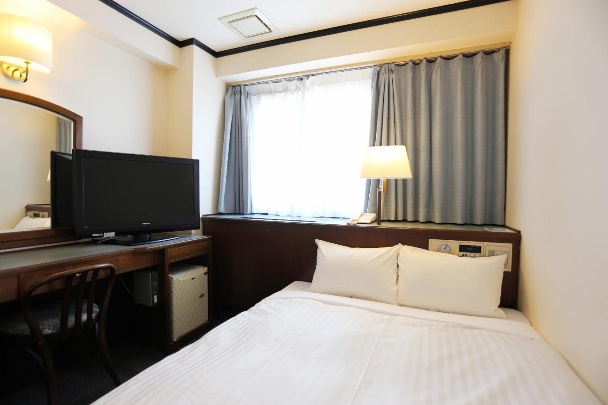 Hotel Castle Inn סוזוקה מראה חיצוני תמונה