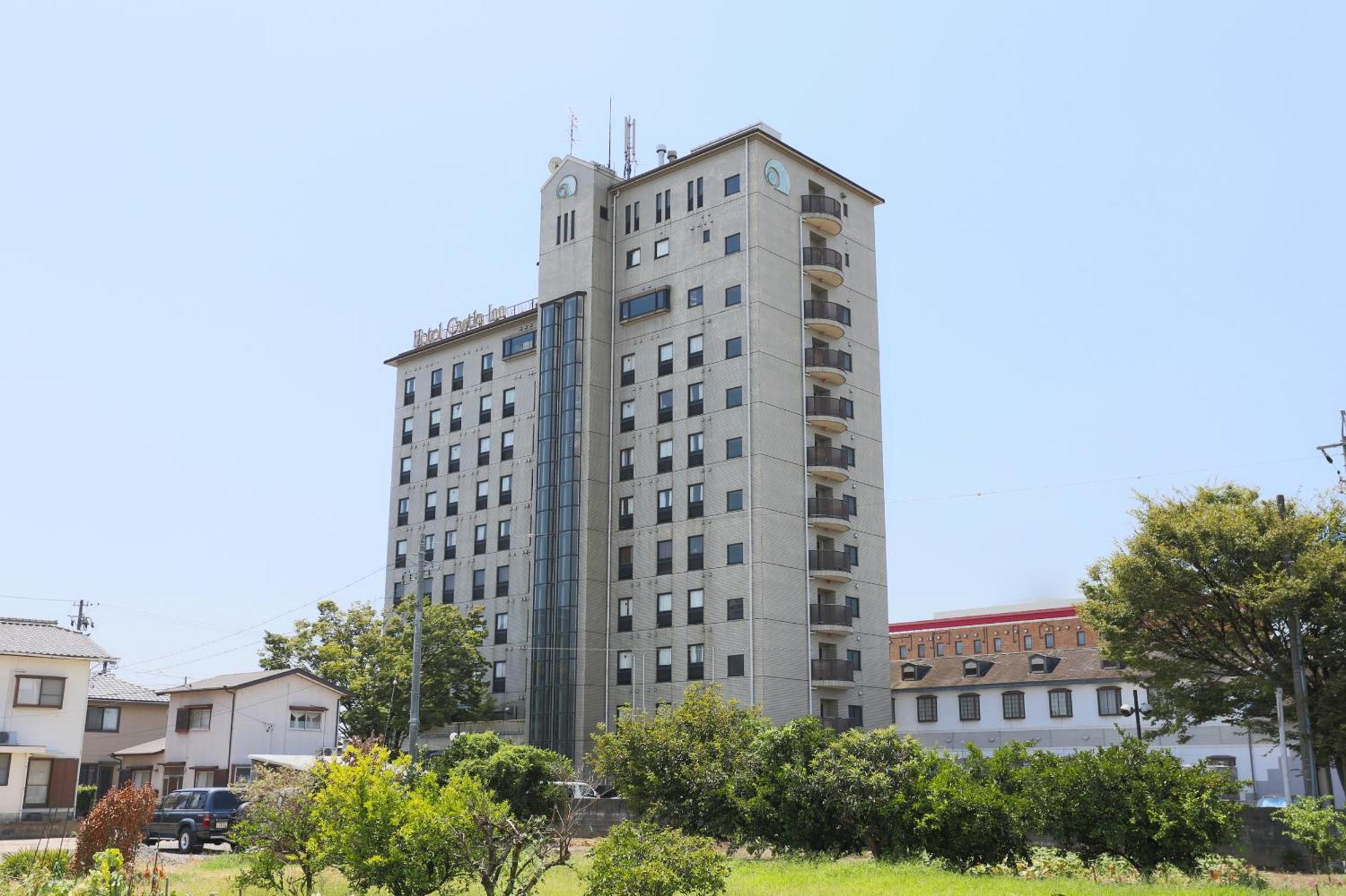 Hotel Castle Inn סוזוקה מראה חיצוני תמונה