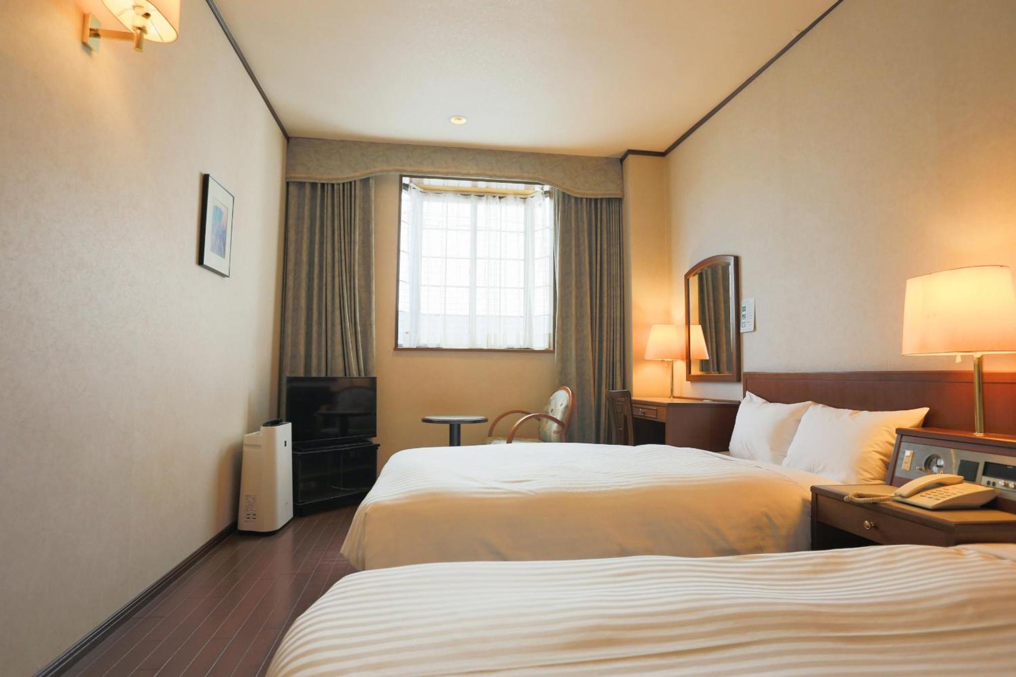Hotel Castle Inn סוזוקה מראה חיצוני תמונה